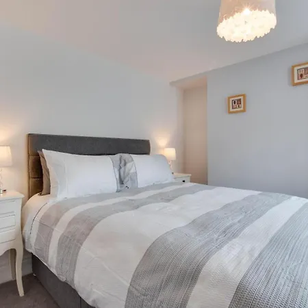 Surgery House * סטיית'ס